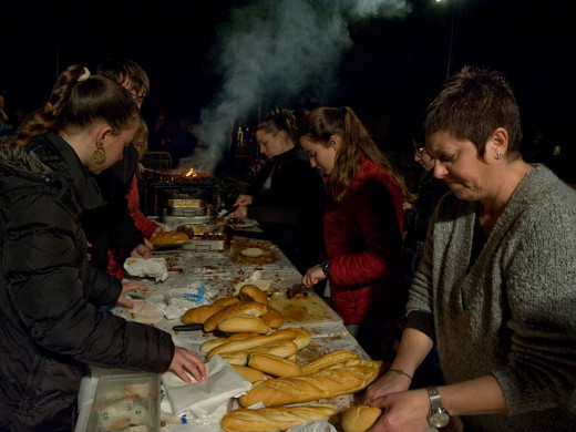 (Fotos) Noche de fuego y tambores en Ferreries