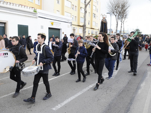 (Galería de fotos) El centro de Mahón y Sant Climent se llenan de animales por Sant Antoni