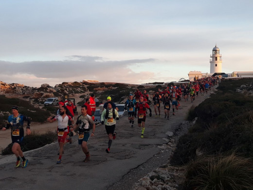 (Vídeo y galería de fotos) Pasión por la Trail dels Fars