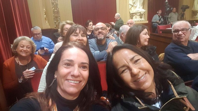 Miembros de la plataforma en el Parlament.