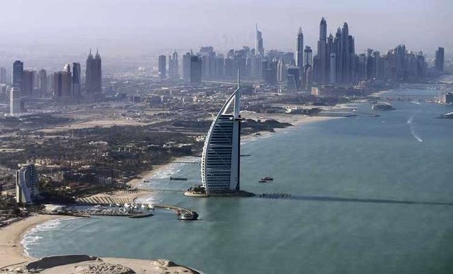 Imagen del Hotel más lujoso del mundo en Dubai perteneciente a la cadena hotelera Jumeirah.