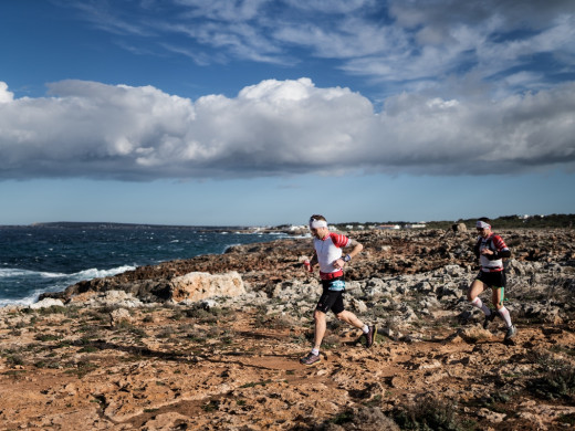 Echa a correr la CamelBak Epic Camí de Cavalls con sorpresas