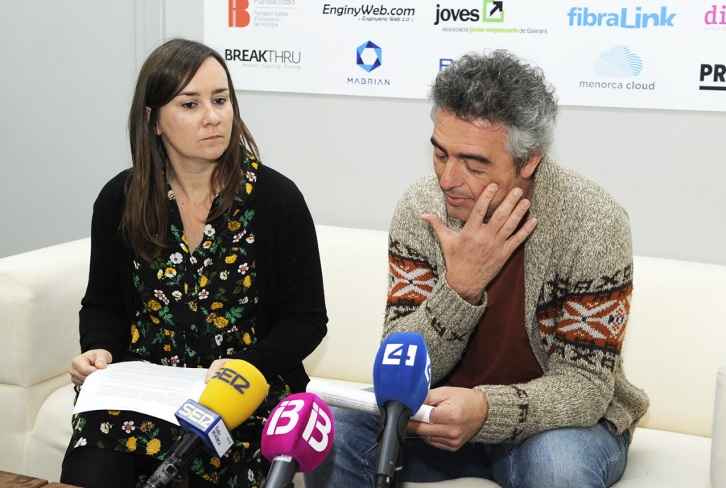 Justo Saura y Miriam Zabalegui han hecho publica la disolución de Joves Empresaris.