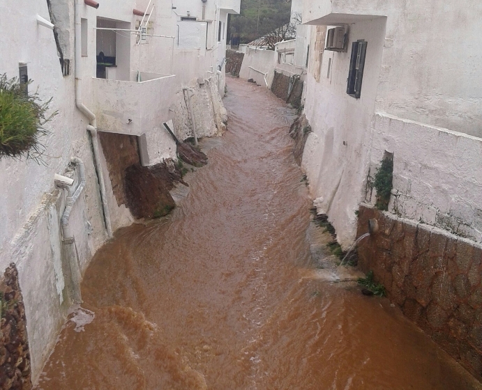 Imagen del torrente de Mercadal tras las lluvias de ayer. Foto: @meteomercadal