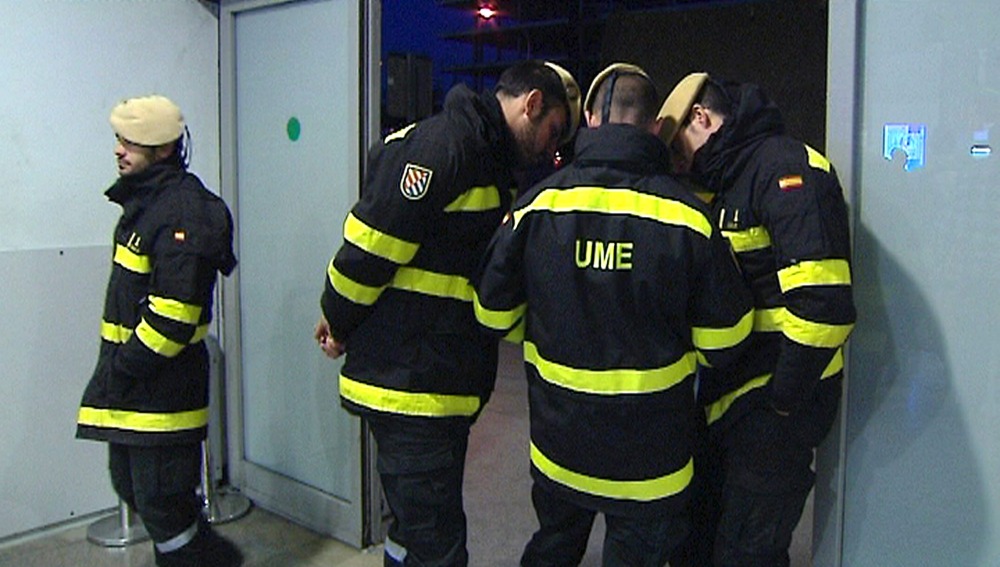 Miembros de la Unidad Militar de Emergencias.