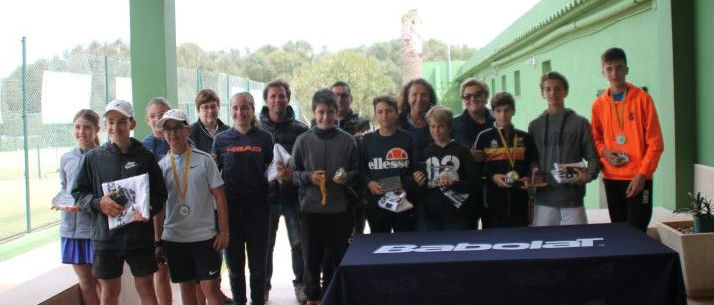 Foto de familia tras la entrega de trofeos.