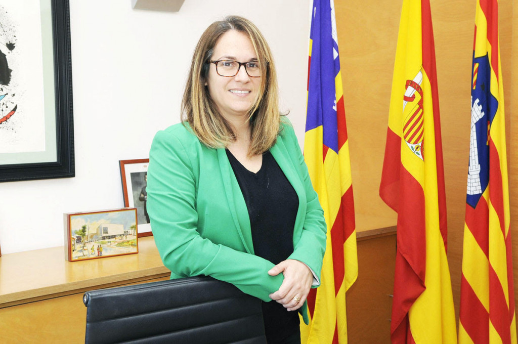 Susana Mora, presidenta y consellera de Turismo del Consell de Menorca (Foto: T.M)