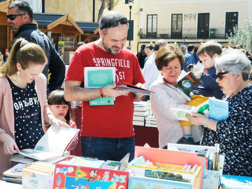 (Fotos) Pasión por la lectura en Menorca