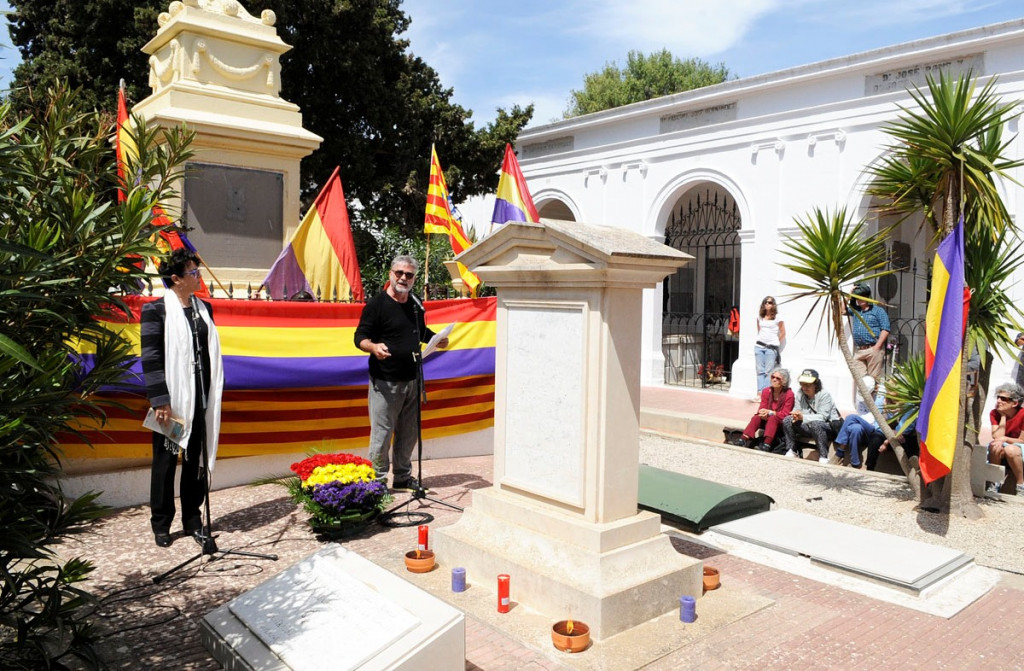 Homenaje a la II República.