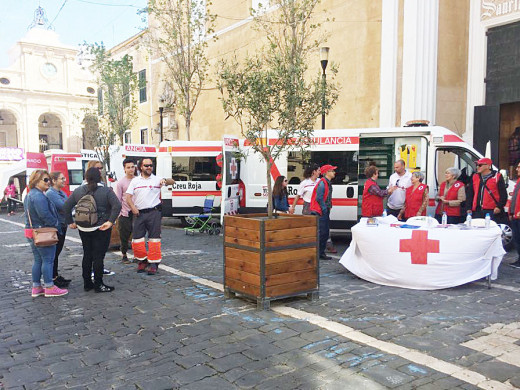 (Galería de fotos) Jornada de puertas abiertas de la Creu Roja en Maó