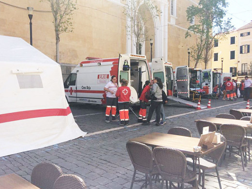 (Galería de fotos) Jornada de puertas abiertas de la Creu Roja en Maó