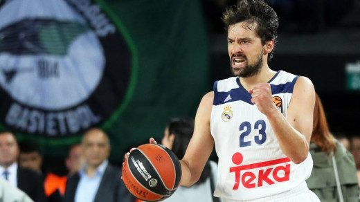 Llull, durante un partido.