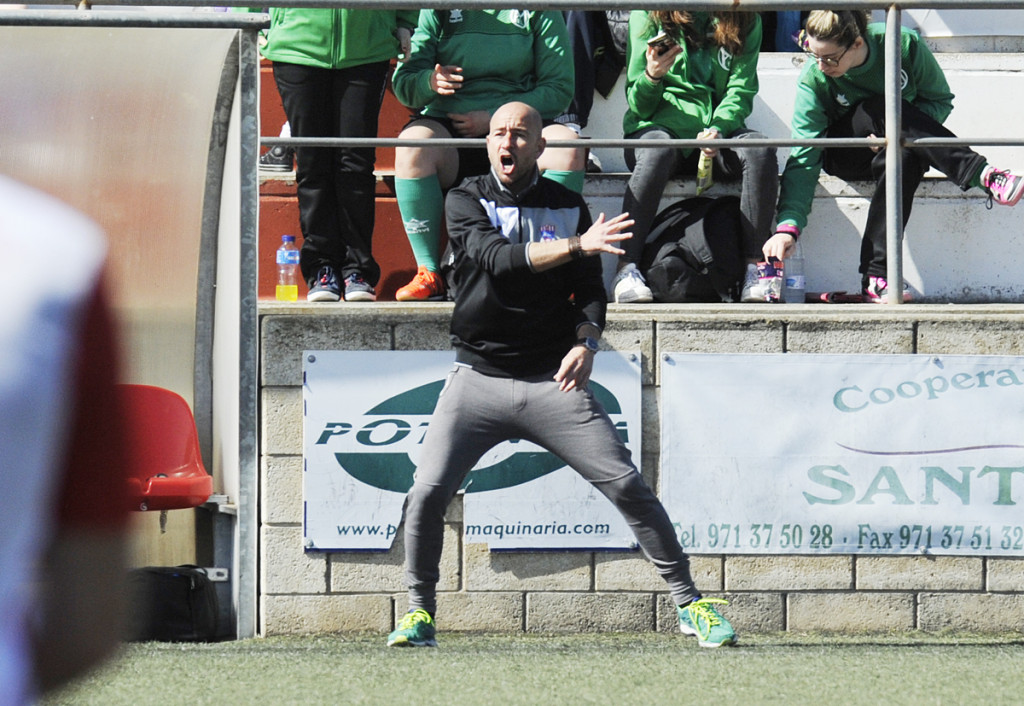 Nan Moll, en un partido del Mercadal (Foto: Tolo Mercadal)