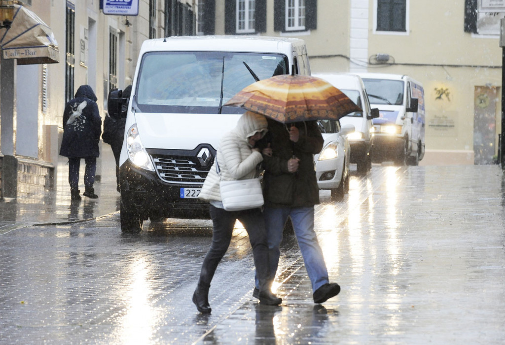 El temporal se mantendrá en Menorca toda la semana