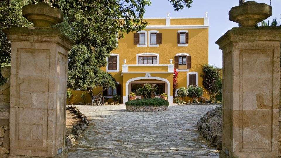 Entrada del hotel Sant Ignasi (Foto: Hotel Sant Ignasi)