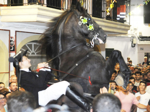 (Fotos) Es Migjorn está de fiesta