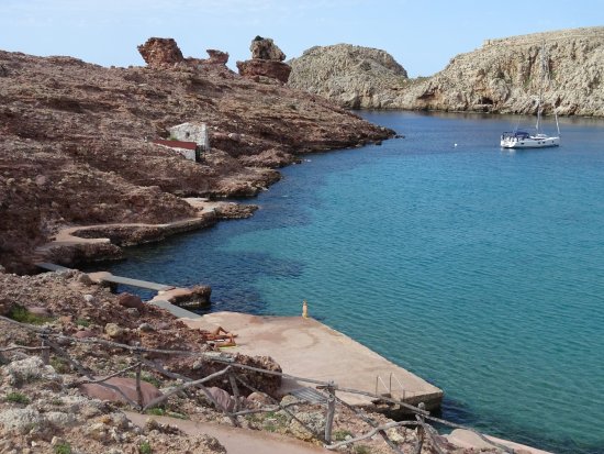 Cala Morell, donde se celebró la despedida de la feliz pareja