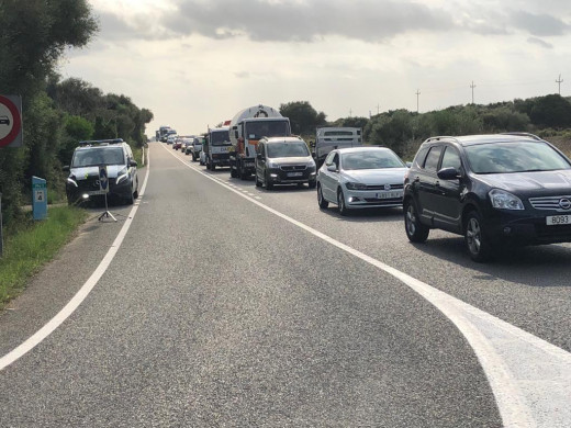 (Fotos) Tres heridos leves en un accidente en el desvío de Talatí