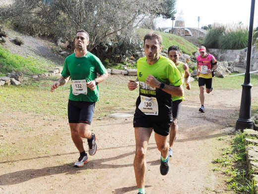 (Fotos) A la carrera en Sant Lluís