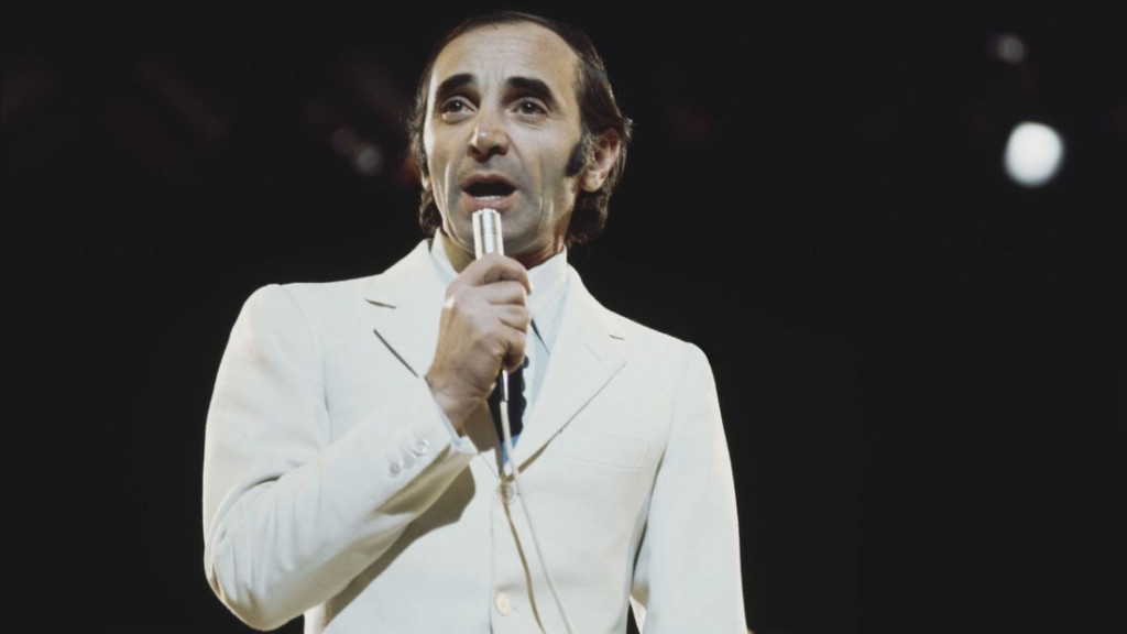 Charles Aznavour.