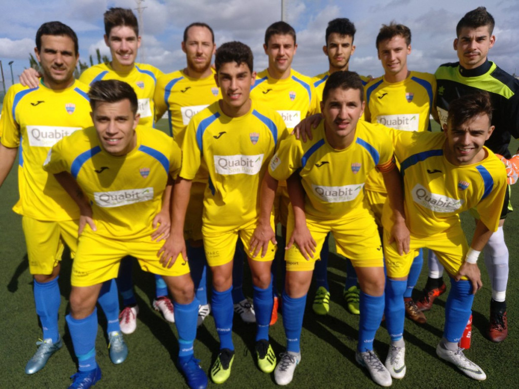 Once inicial ante el Llosetense (Foto: CE Mercadal)