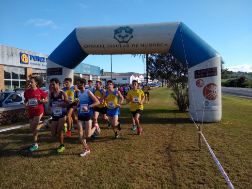 (Galería de fotos) Gran arranque del Challenge Cross Menorca