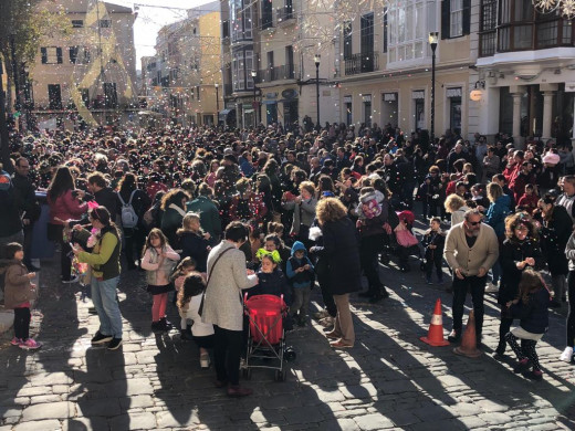 (Fotos) “Mestre Roc” pone el reloj de Maó a punto para las campanadas infantiles