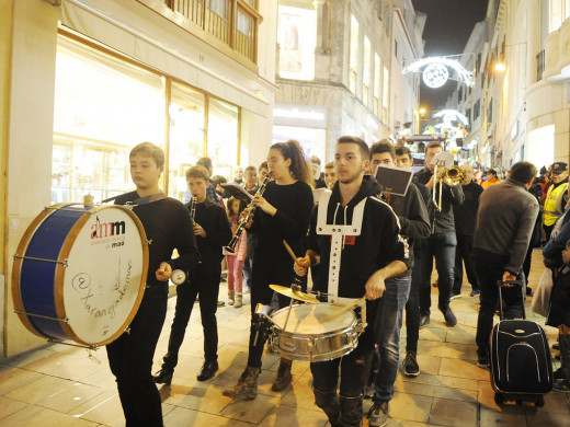 (Fotos) Los “Llumets” encienden Maó