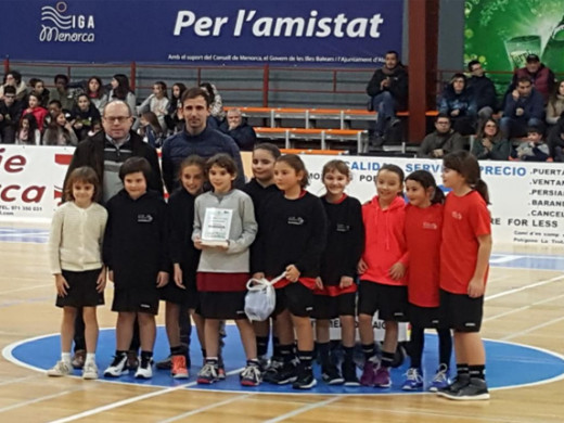 (Galería de fotos) Alaior vive el baloncesto