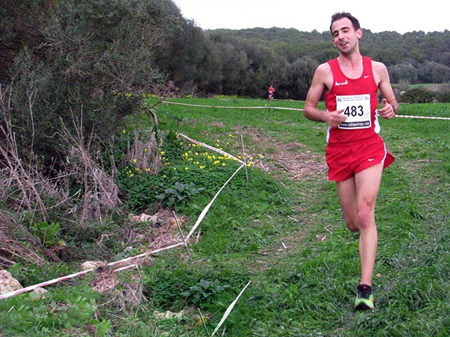 Rafel Quintana, en plena carrera (Foto: deportesmenorca.com)