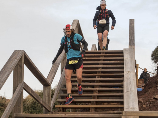 (Galería de fotos) Maria Pallicer y Damià Ramis iluminan la Trail dels Fars