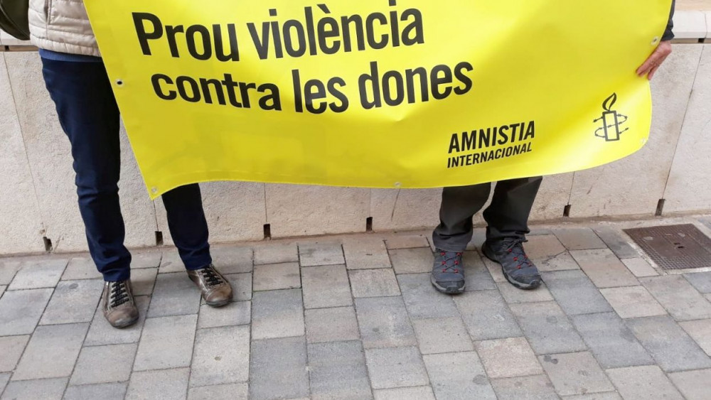 Pancarta en contra de la violencia de género