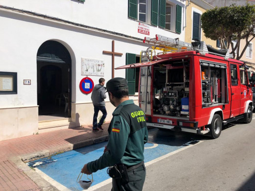 (Fotos) Incendio en la iglesia Evangélica de Es Castell