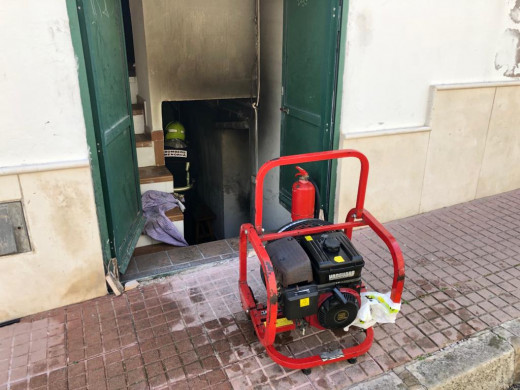 (Fotos) Incendio en la iglesia Evangélica de Es Castell