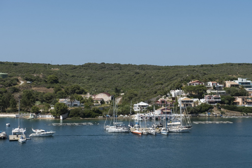 Casas en Cala Llonga.