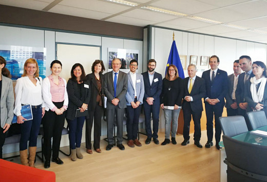 Imagen de la reunión de Marc Pons y Susana Mora en Bruselas