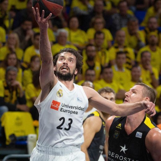 Bandeja de Llull ante el Tenerife.