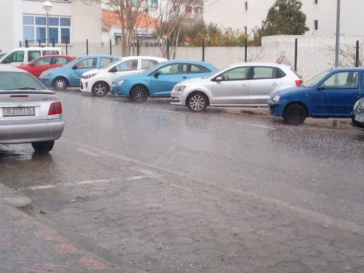 (Vídeo) Lluvia y granizo en Maó