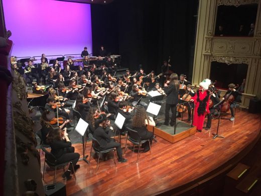 (Fotos) Los alumnos del Conservatorio toman el Principal