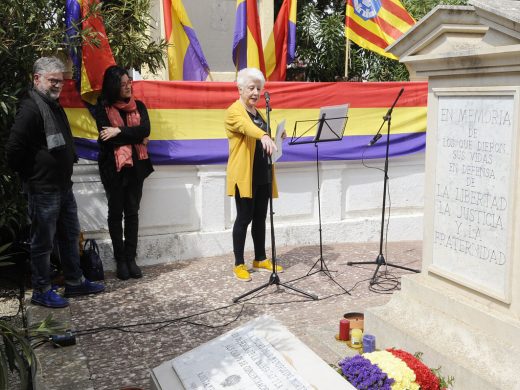 (Fotos) Menorca recuerda el 14 de abril de 1931