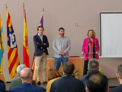 (Fotos y vídeo) Alaior expone lo mejor del turismo isleño