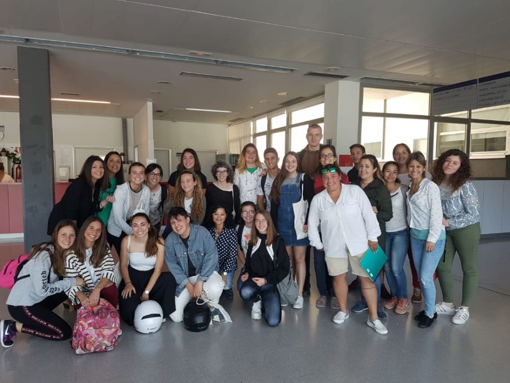 Los estudiantes visitaron las instalaciones del Hospital