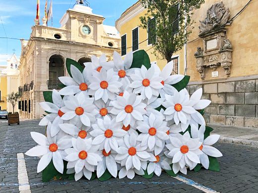 (Fotos) Maó se llena de flores