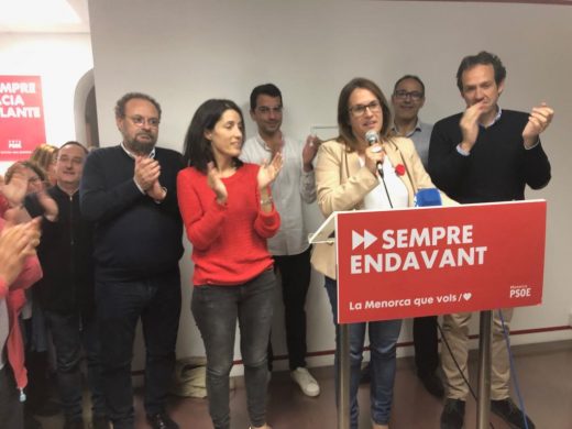 Susana Mora, continuará siendo la presidenta del Consell de Menorca
