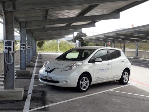 Endesa instala una placa fotovoltaica y 10 puntos de carga en Maó