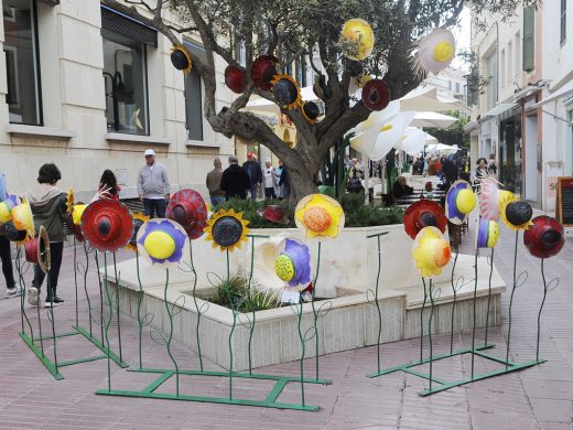 (Fotos) Música, luz y color en el “Maó+Flors”