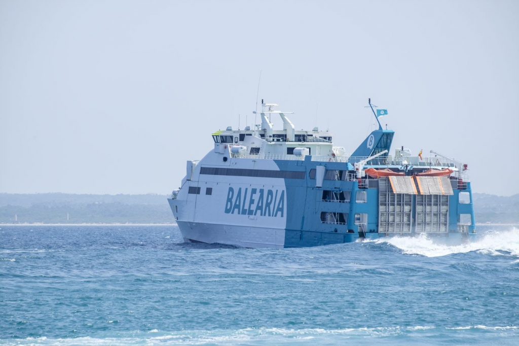 La naviera operará desde el 14 hasta el 28 de junio con los ‘fast ferries Nixe’ y ‘Pinar del Río’, además del ‘ferry Martín i Soler’, que conecta también con Barcelona.