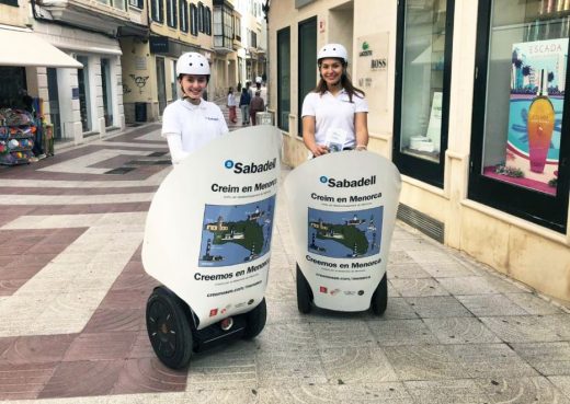 De promoción por las calles de Maó esta mañana.