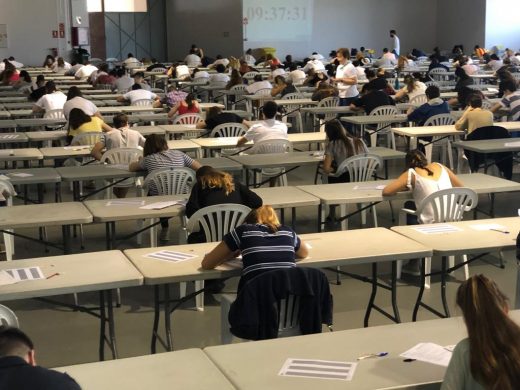 Imagen del examen en el Recinte Firal de Maó (Foto: Tolo Mercadal)