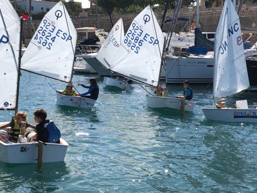 (Fotos) Éxito del programa “Vine a navegar” en Ciutadella